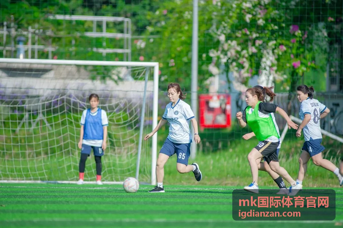 mk国际体育官网篮球赛事现场记录